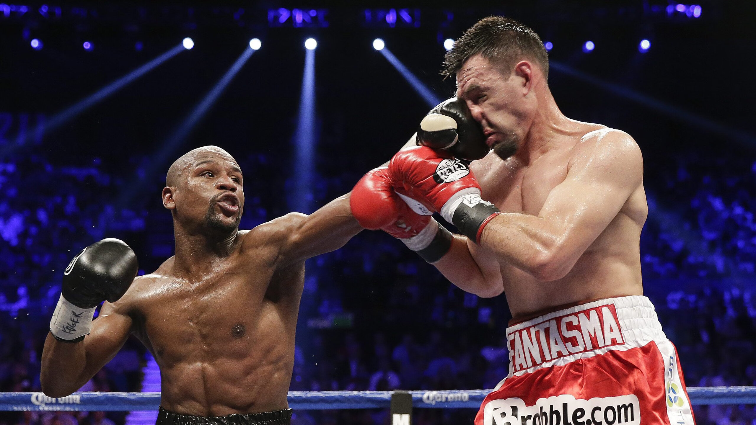 快船发布《队史十大逆转战》纪实短片,快船30分大逆转勇士